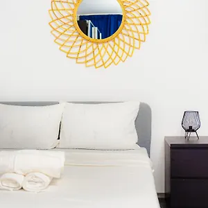 Apartament Modern - Victory Square Near Government Building, Bucureşti